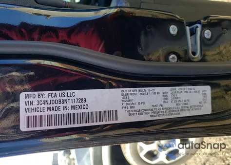 2022 Jeep Compass Trailhawk z USA, uszkodzony, nr VIN 3C4NJDDB8NT117289